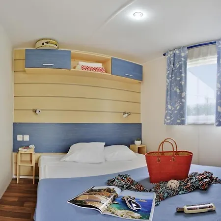 Camping Les Cabanes D'oleron Saint-Georges-d'Oleron