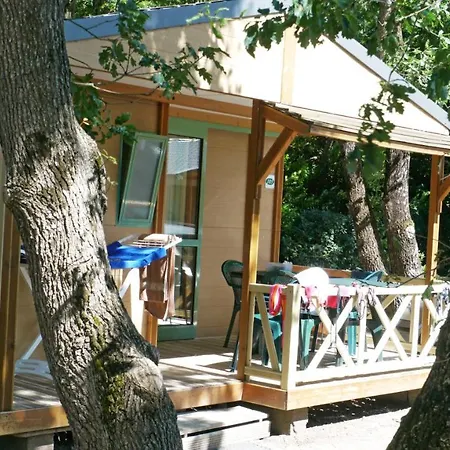 Campsite Camping Les Cabanes D'oleron Saint-Georges-d'Oleron