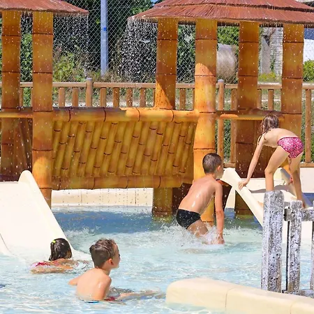 Camping Les Cabanes D'oleron 4* Saint-Georges-d'Oleron